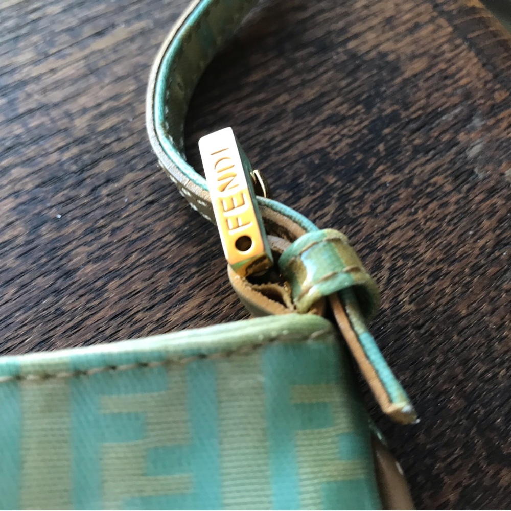 Fendi cigarette style handbag - Picture 4 of 7